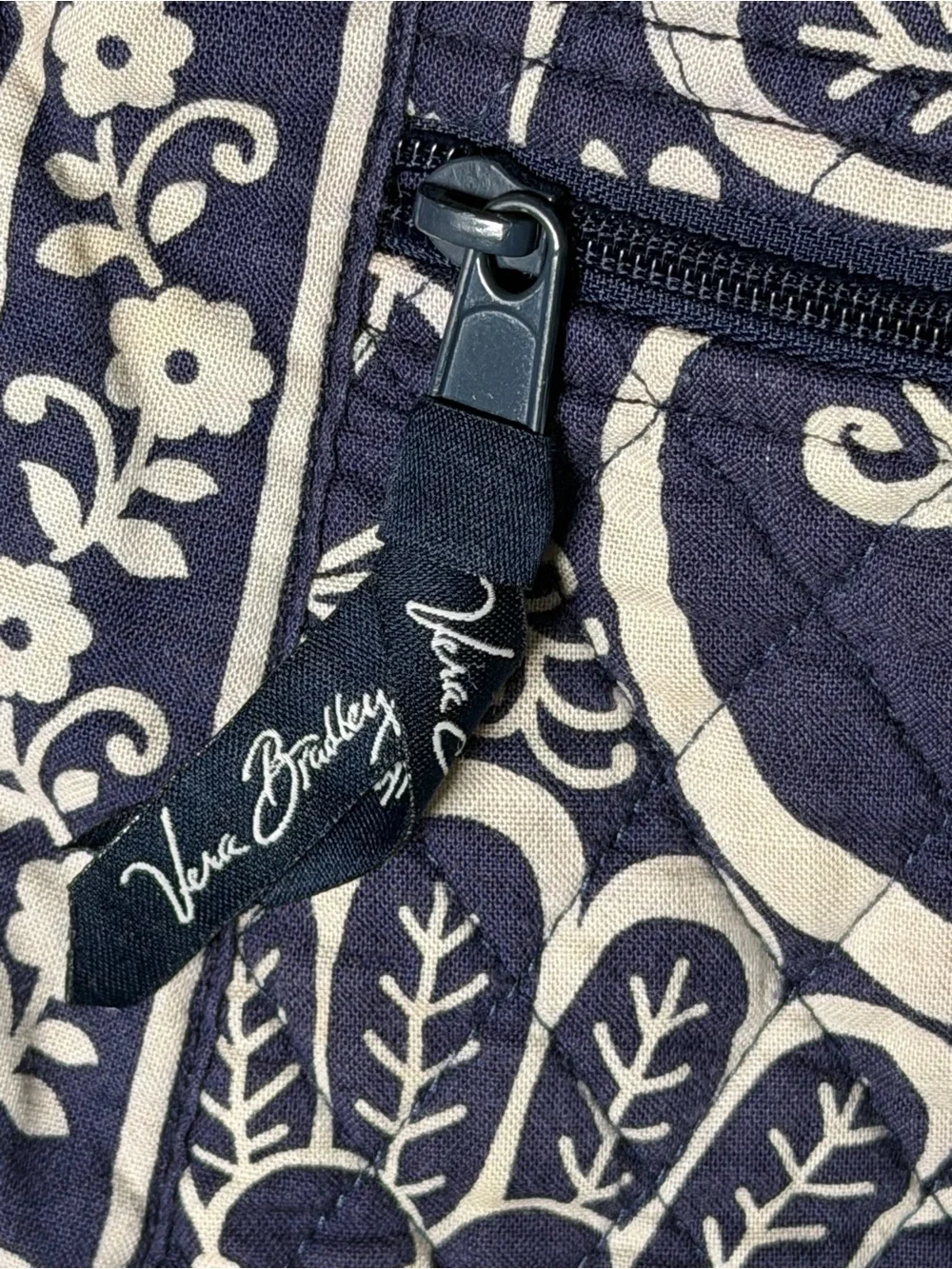 Vera Bradley Retired Twirly Bird Pattern Hipster Crossbody Bag - Picture 3 of 8